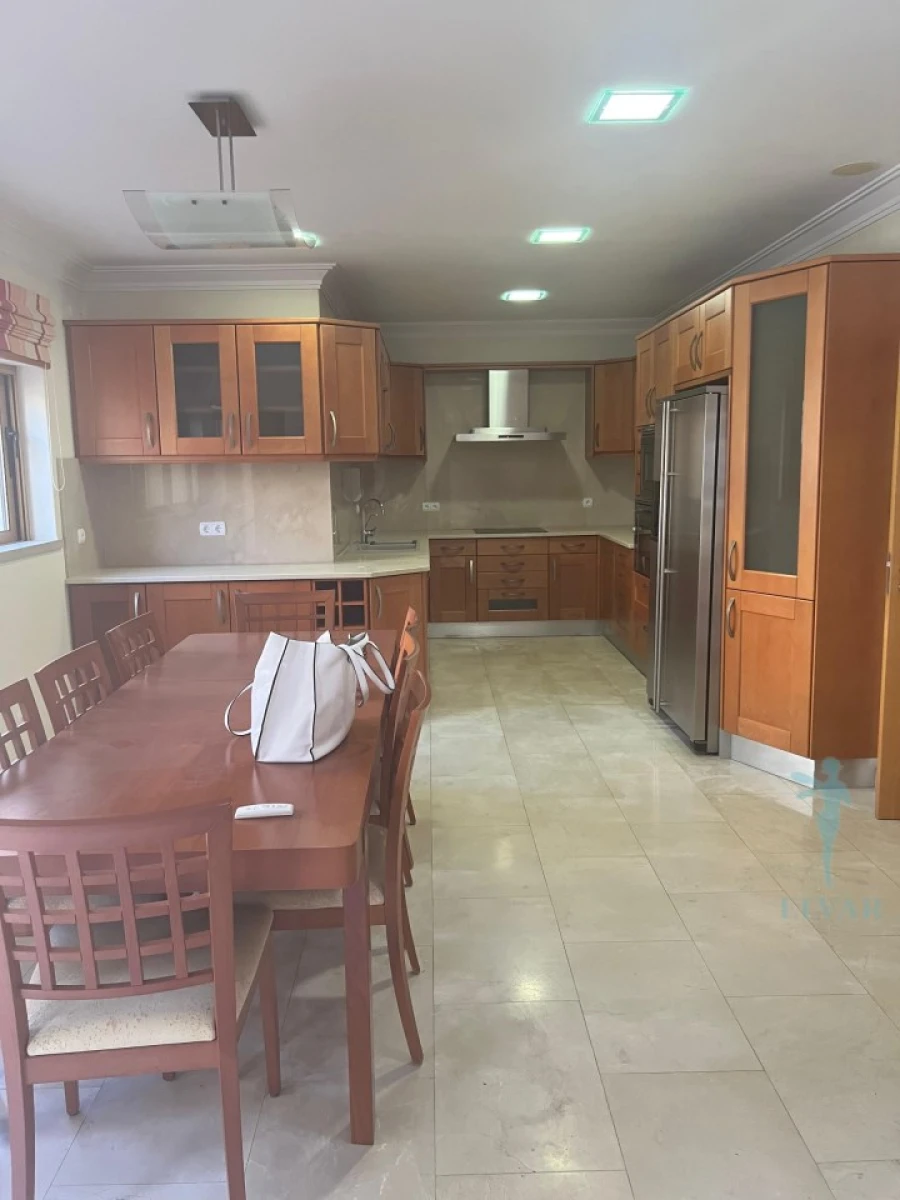 Moradia T8 para Venda em Lagoa e Carvoeiro Foto 19