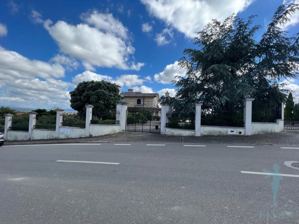 Moradia T4 para Venda em Sepins e Bolho Foto 67