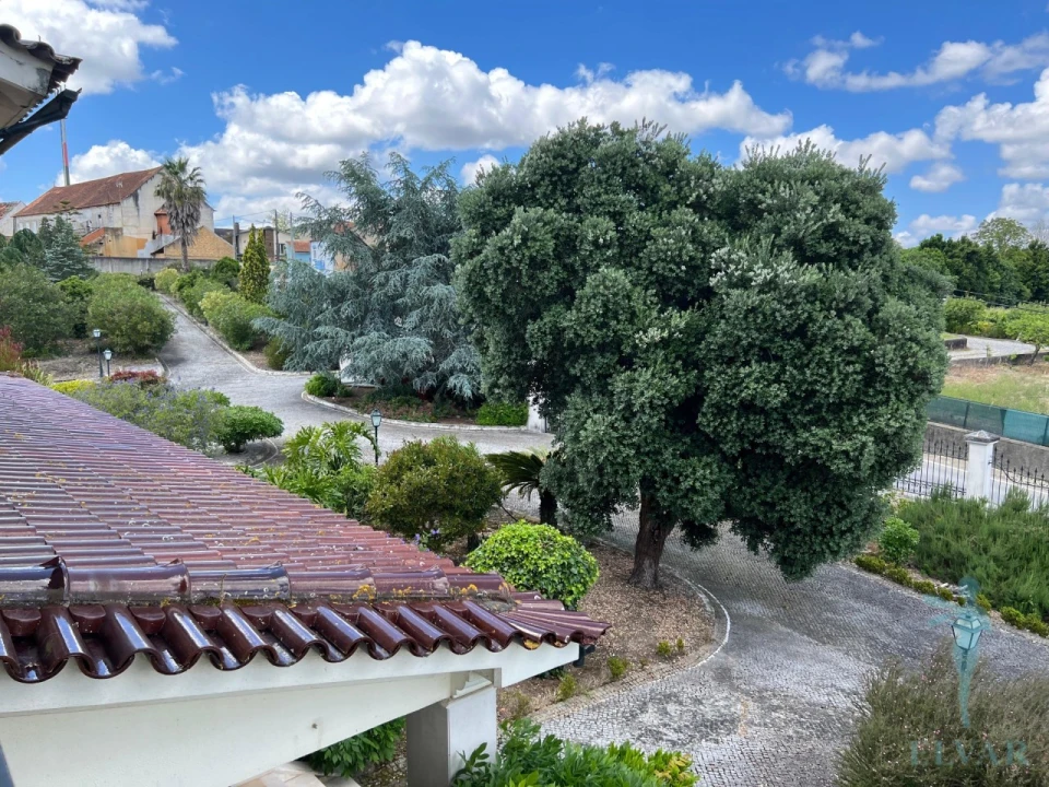 Moradia T4 para Venda em Sepins e Bolho Foto 81