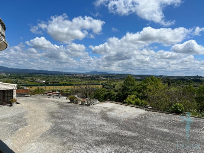 Moradia T4 para Venda em Sepins e Bolho Foto 47