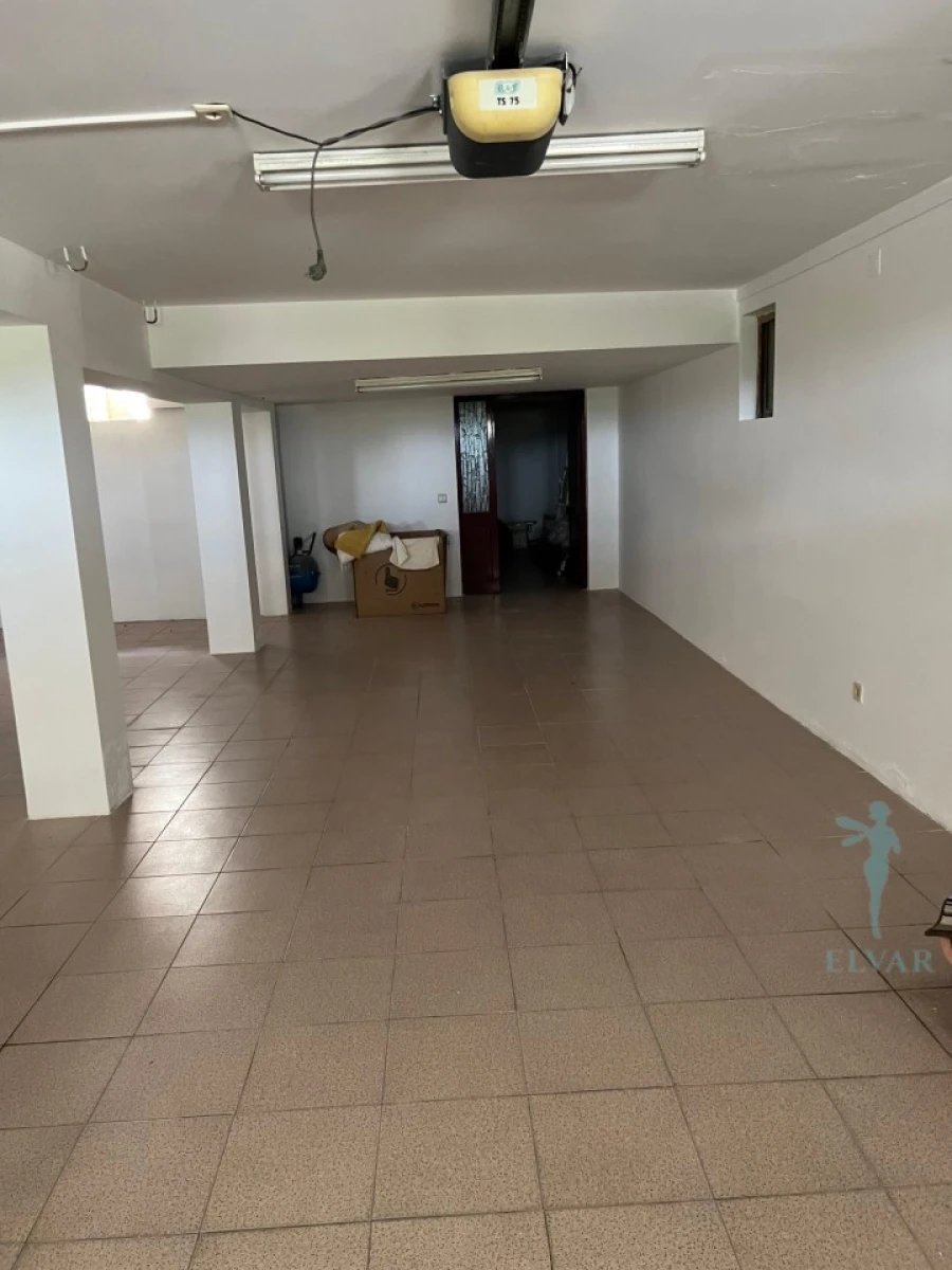 Moradia T4 para Venda em Sepins e Bolho Foto 111