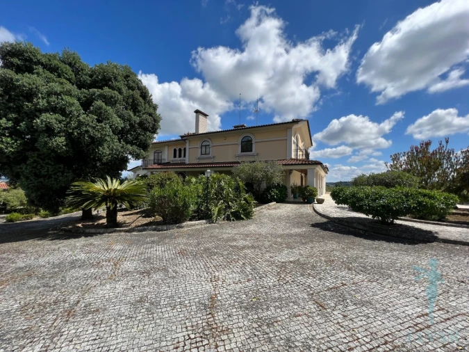 Moradia T4 para Venda em Sepins e Bolho Foto 121