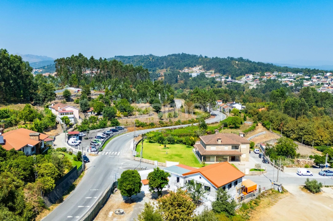 Moradia T3 para Venda em Vilela Foto 41