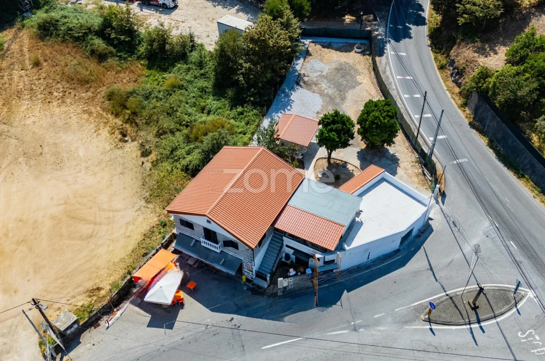 Moradia T3 para Venda em Vilela Foto 2