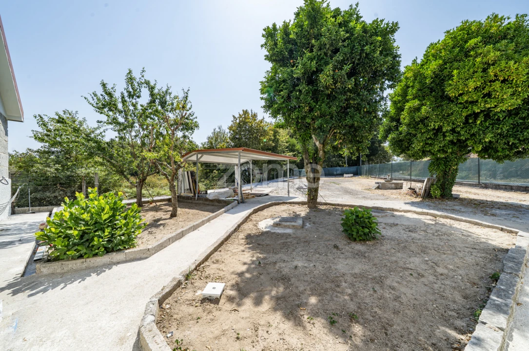 Moradia T3 para Venda em Vilela Foto 4