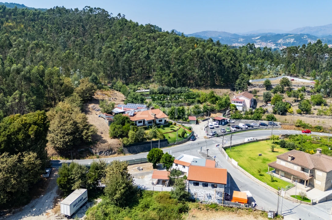 Moradia T3 para Venda em Vilela Foto 42