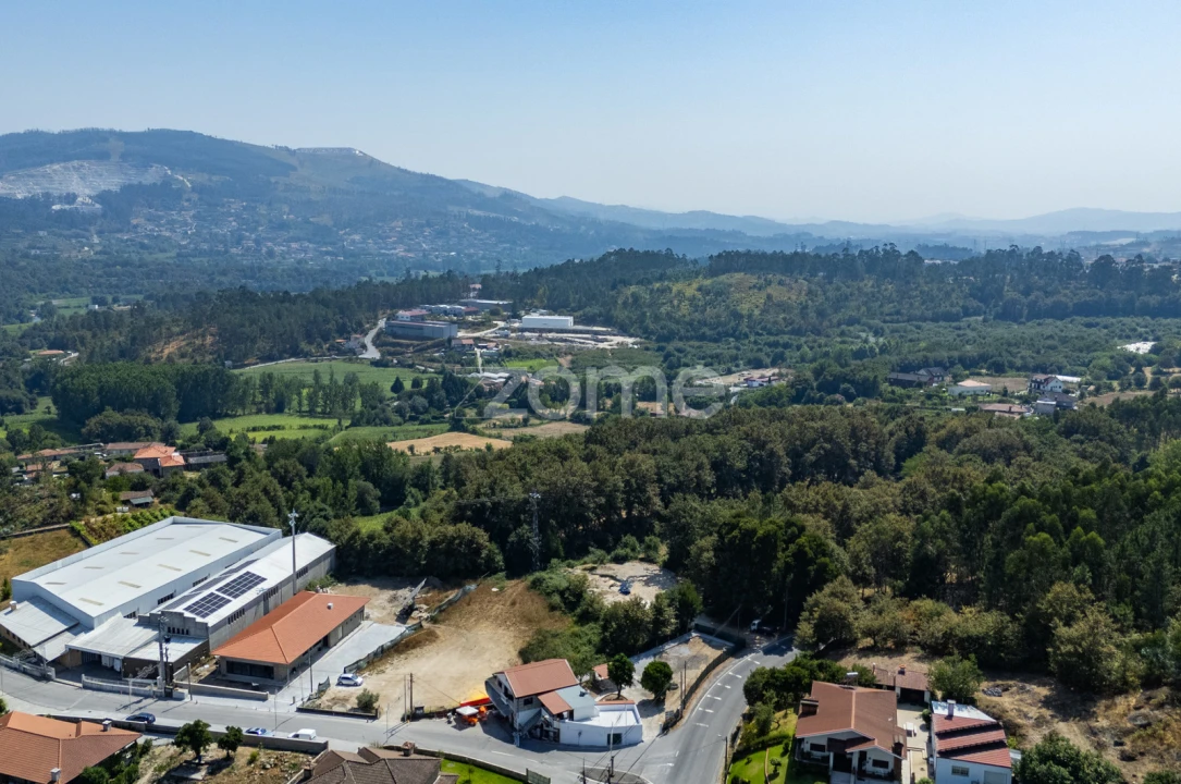 Moradia T3 para Venda em Vilela Foto 44