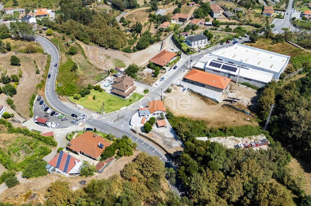 Moradia T3 para Venda em Vilela Foto 38