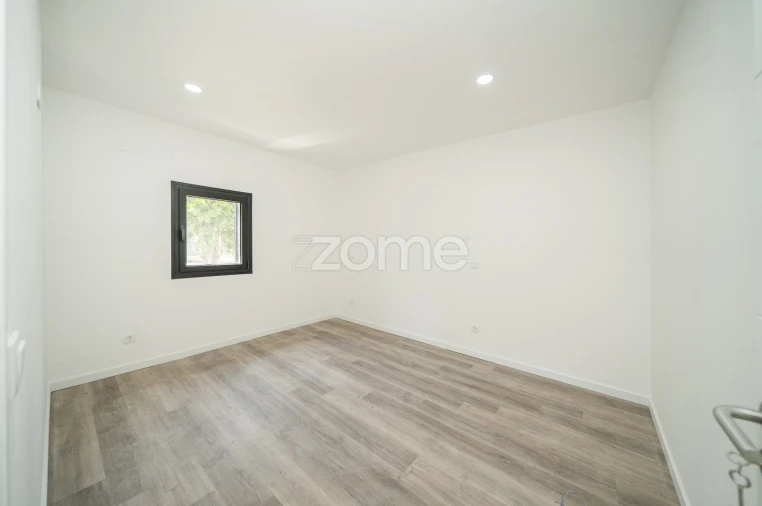 Moradia T3 para Venda em Vilela Foto 22