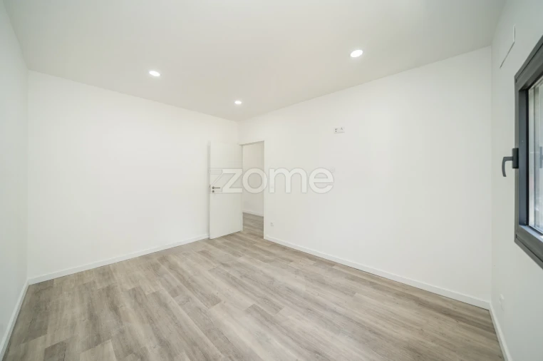 Moradia T3 para Venda em Vilela Foto 24