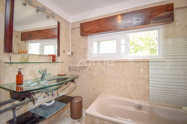 Moradia T5 para Venda em Oeiras e São Julião da Barra, Paço de Arcos e Caxias Foto 19