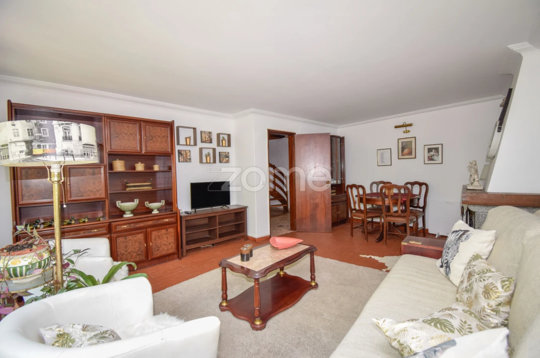 Moradia T5 para Venda em Oeiras e São Julião da Barra, Paço de Arcos e Caxias Foto 9