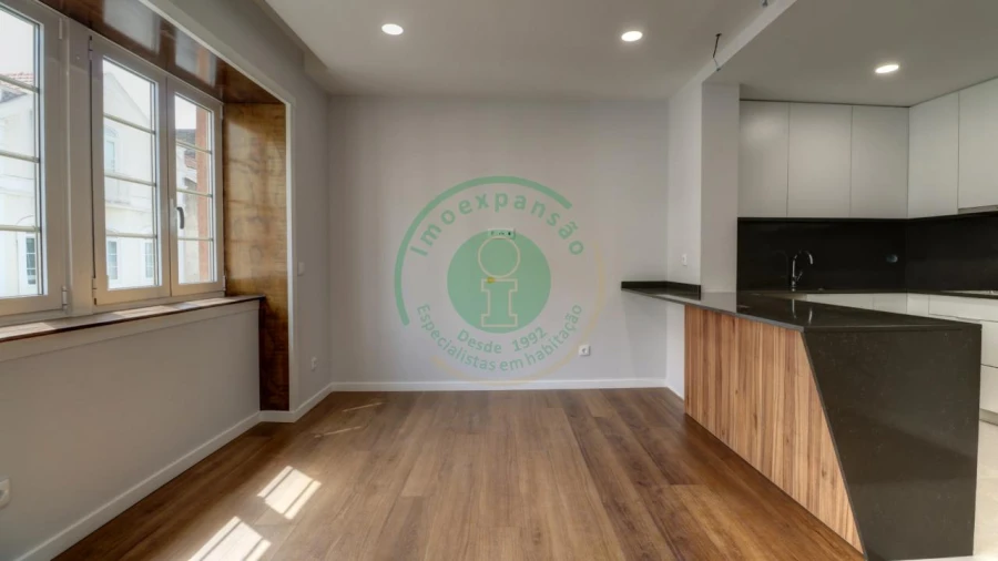 Apartamento T3 para Venda em Buarcos Foto 3