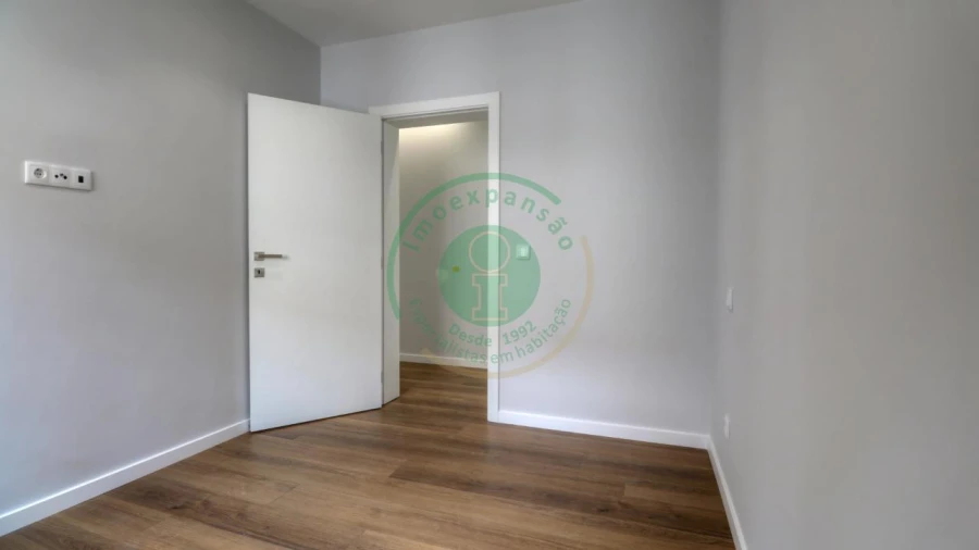 Apartamento T3 para Venda em Buarcos Foto 18