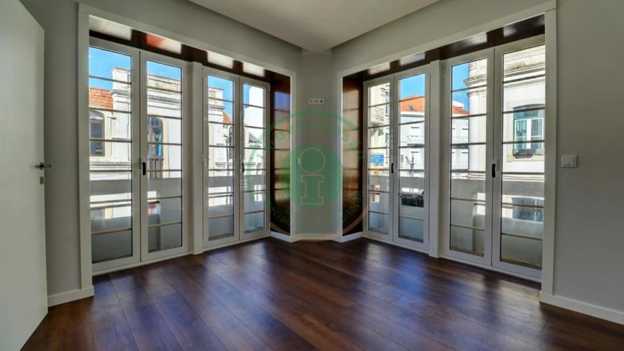 Apartamento T3 para Venda em Buarcos Foto 11