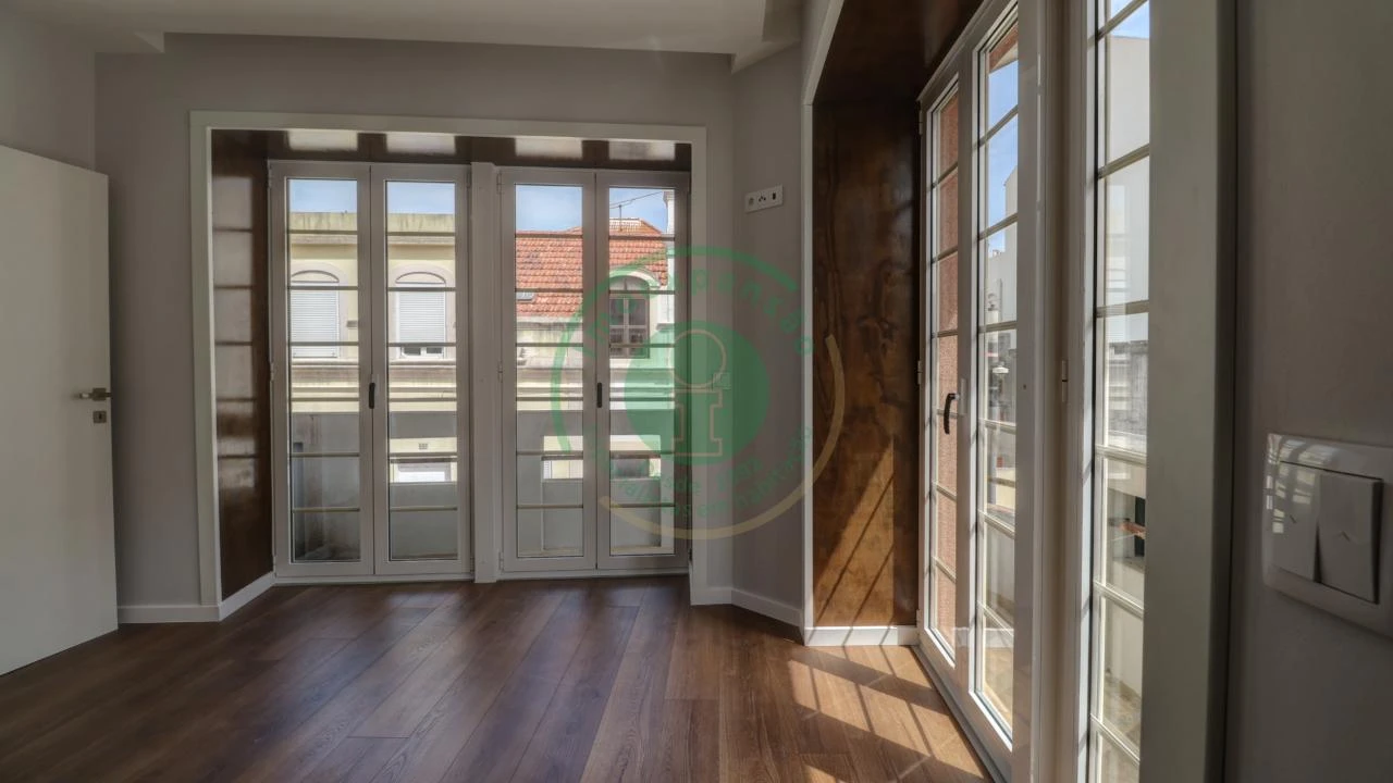 Apartamento T3 para Venda em Buarcos Foto 14