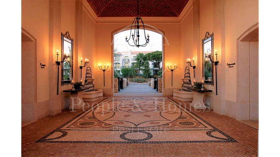 Apartamento T2 para Venda em Albufeira e Olhos de Água Foto 7