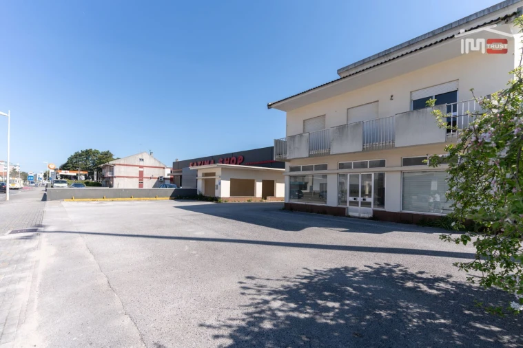 Armazém para Venda em Fatima Foto 7