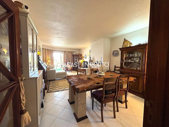Apartamento T1 para Venda em Quarteira Foto 12