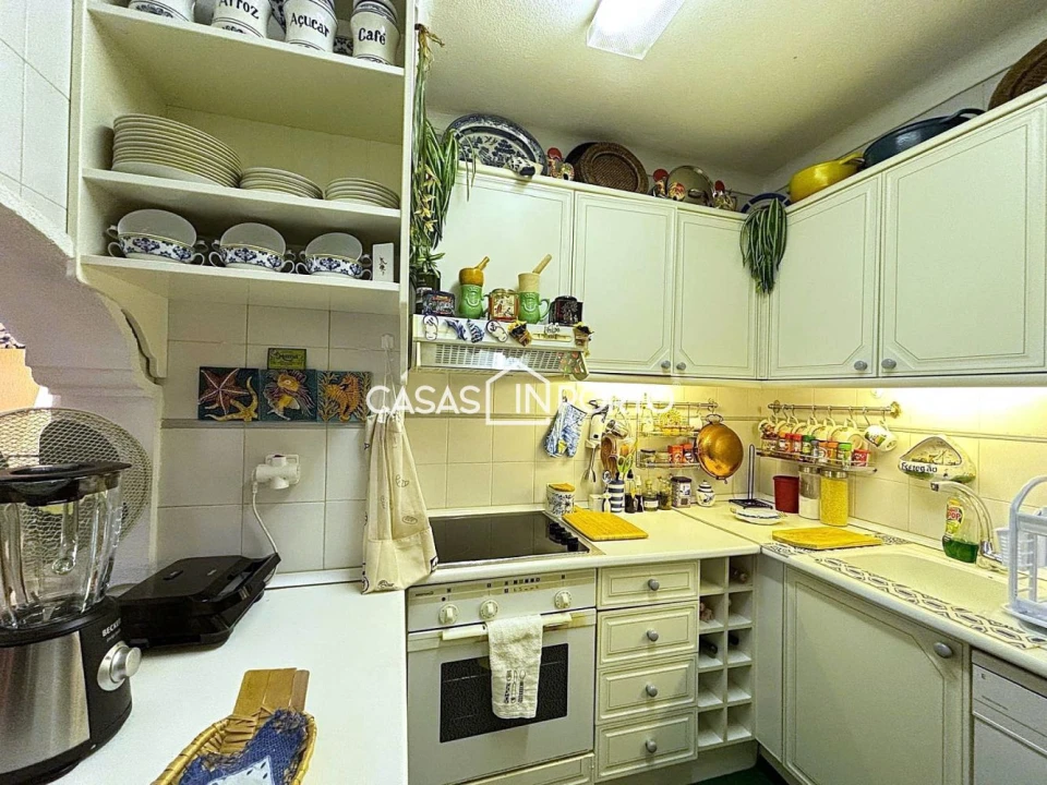 Apartamento T1 para Venda em Quarteira Foto 20