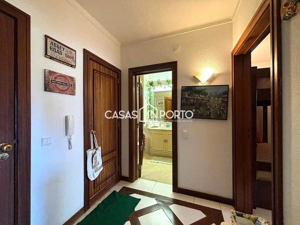 Apartamento T1 para Venda em Quarteira Foto 17