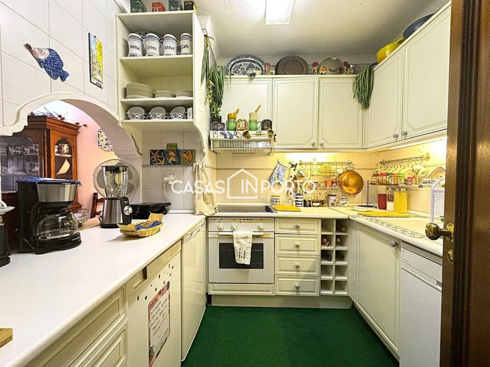 Apartamento T1 para Venda em Quarteira Foto 22