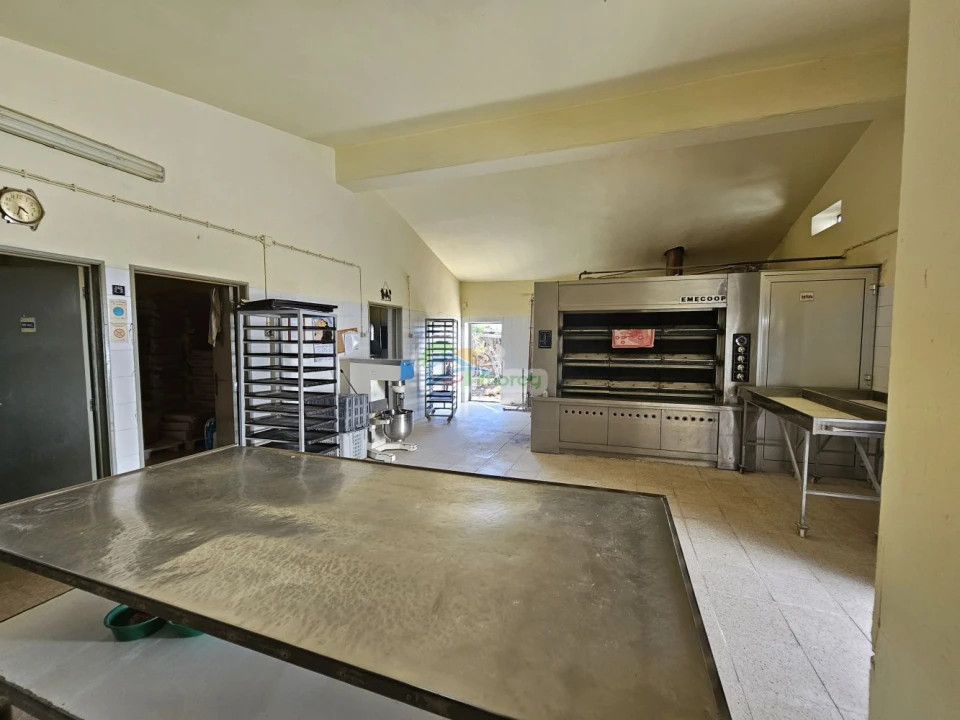 Loja para Venda em Campo e Campinho Foto 21