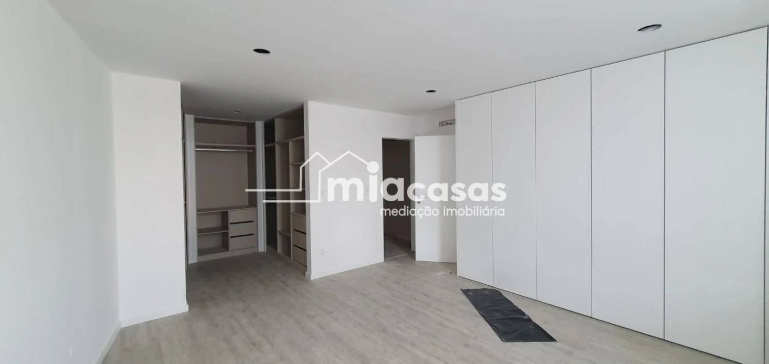 Apartamento T2 para Venda em Luso Foto 10