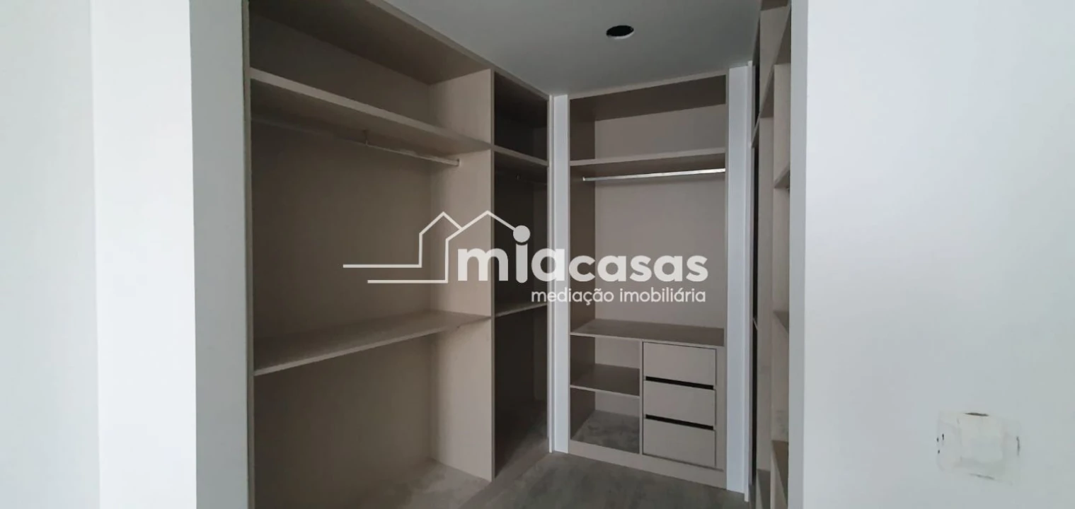 Apartamento T2 para Venda em Luso Foto 5