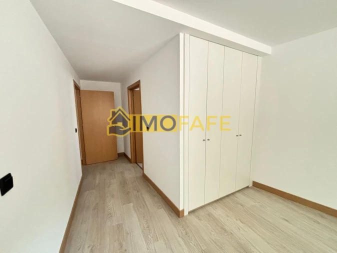 Apartamento T3 para Venda em Fornelos Foto 24