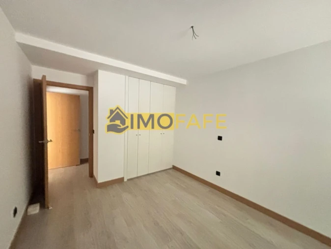 Apartamento T3 para Venda em Fornelos Foto 13