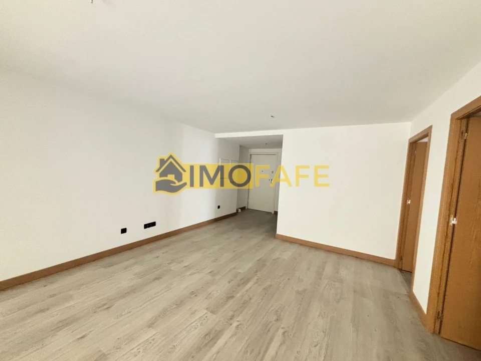 Apartamento T3 para Venda em Fornelos Foto 12