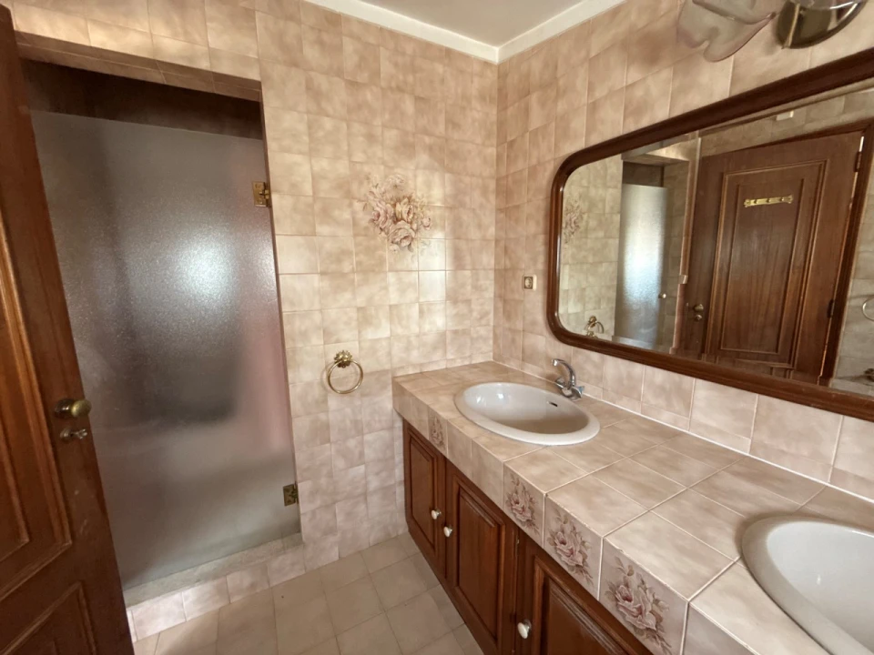 Apartamento T4 para Venda em São João da Madeira Foto 3