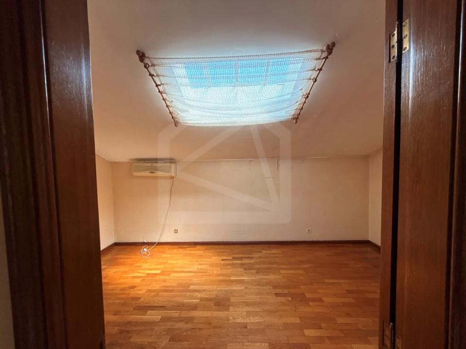 Apartamento T4 para Venda em São João da Madeira Foto 16