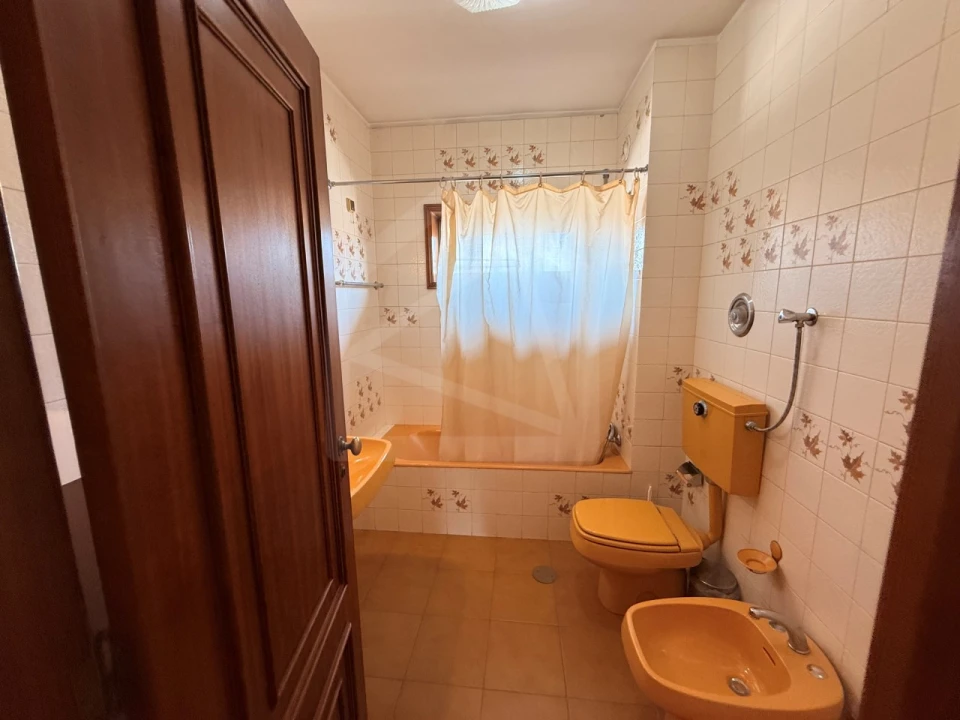 Apartamento T4 para Venda em São João da Madeira Foto 36