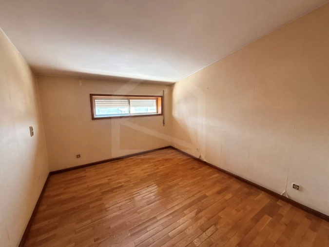 Apartamento T4 para Venda em São João da Madeira Foto 14