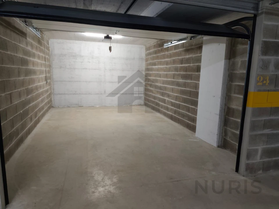 Garagem para Venda em Portimão Foto 5