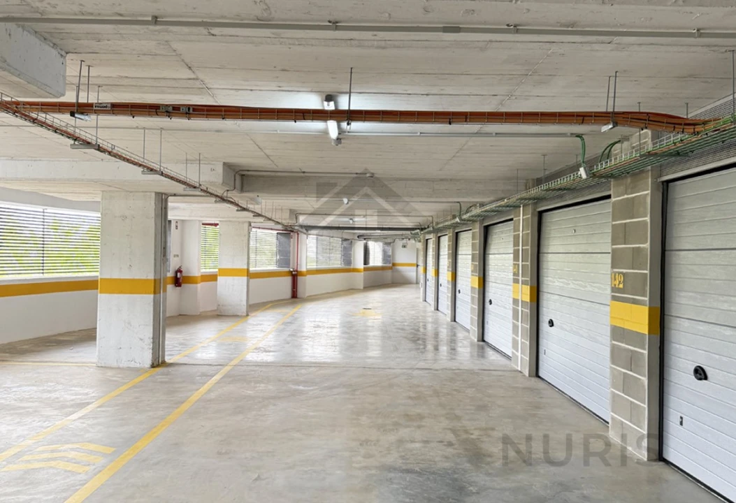 Garagem para Venda em Portimão Foto 11