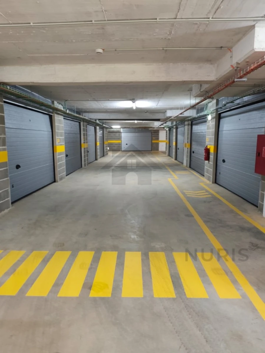 Garagem para Venda em Portimão Foto 6