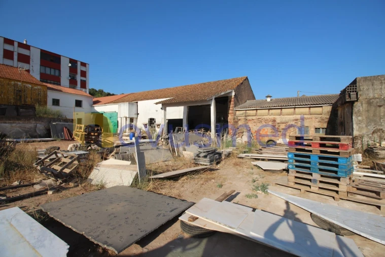 Armazém para Venda em São Bartolomeu de Messines Foto 16