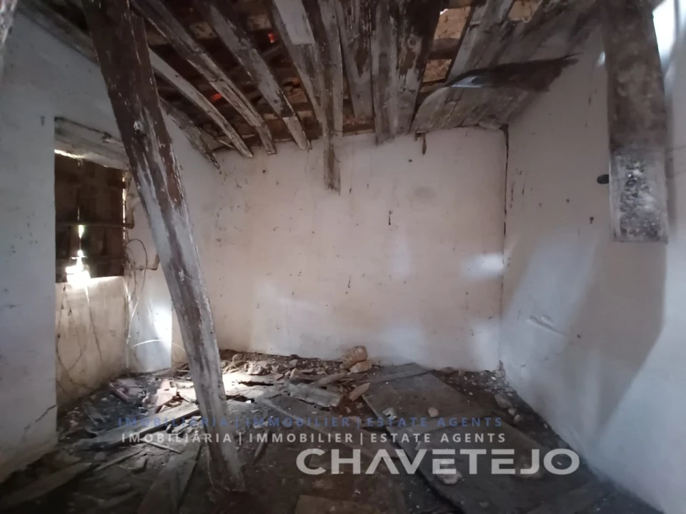 Moradia T2 para Venda em Chãos Foto 14