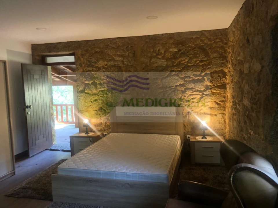 Moradia T2 para Venda em Couto de Esteves Foto 7