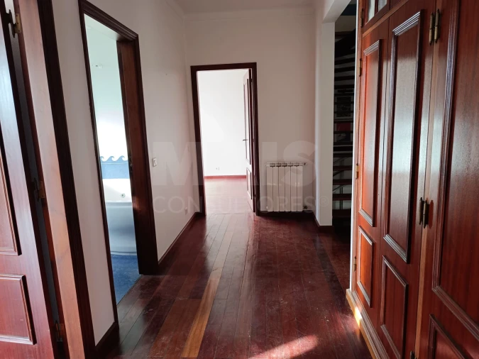 Moradia T4 para Venda em Alpiarça Foto 12