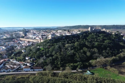 Moradia T3 para Venda em Santa Maria, São Pedro e Sobral da Lagoa