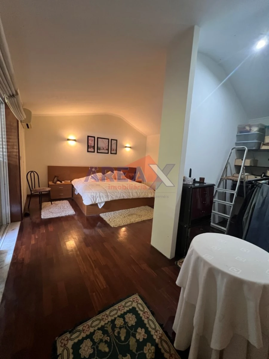 Moradia T4 para Venda em Macieira de Sarnes Foto 12