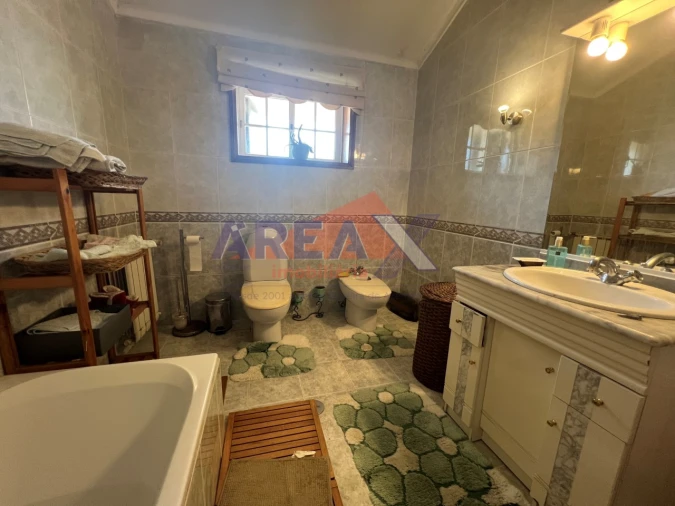 Moradia T4 para Venda em Macieira de Sarnes Foto 13