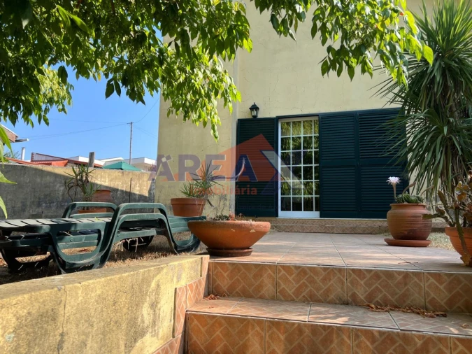 Moradia T4 para Venda em Macieira de Sarnes Foto 53