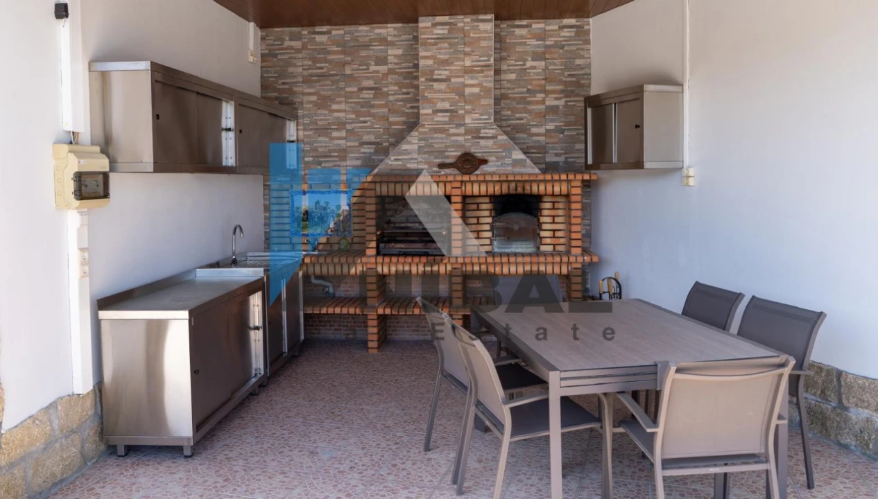 Moradia T4 para Venda em Lamego (Almacave e Sé) Foto 31