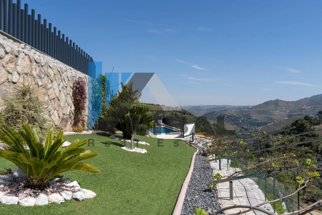 Moradia T4 para Venda em Lamego (Almacave e Sé) Foto 17