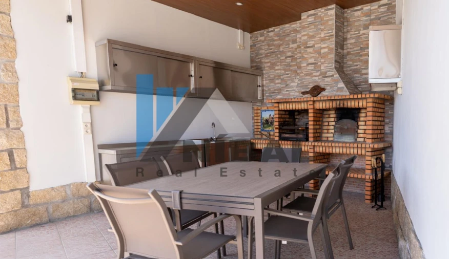 Moradia T4 para Venda em Lamego (Almacave e Sé) Foto 32